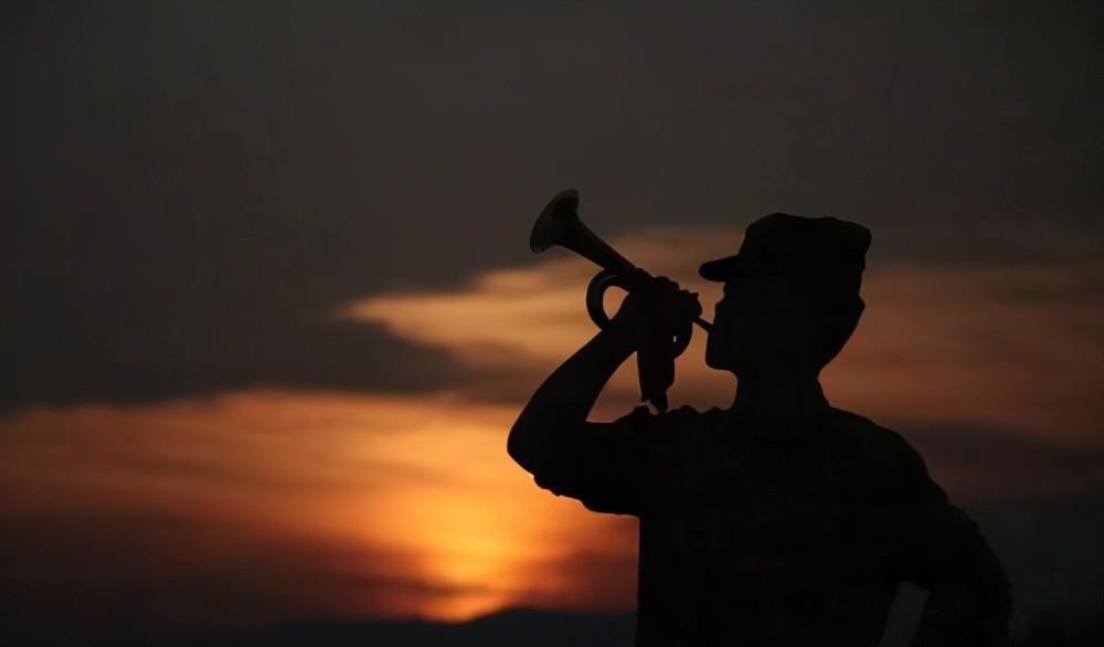 1940年日本一军官被我军刺杀英雄身份揭晓12米小学生