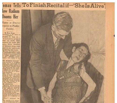 25岁女孩离世5年被开棺,尸骨发出渗人荧光,死前曾遭到巨大折磨