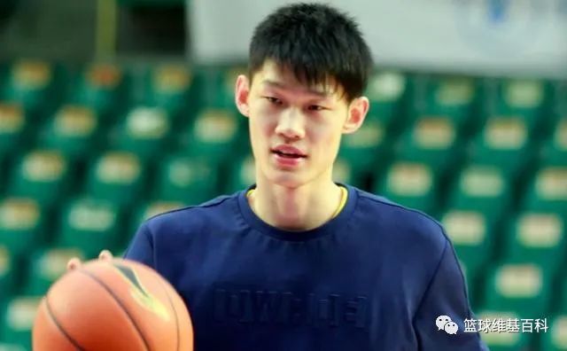 胡金秋的成长故事征程万里风正劲重任千钧再出发