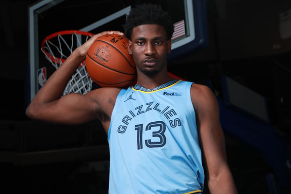 有关瓦兰丘纳斯的交易简评