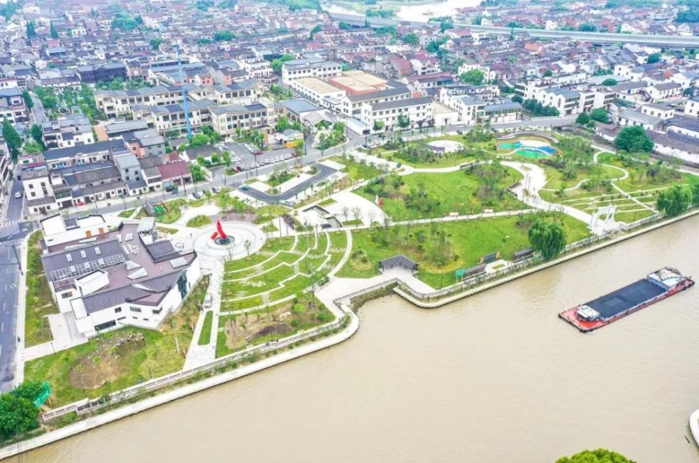 运河街道地处杭嘉湖地区的圆心,历史悠久,水网密布,是临平东北部的