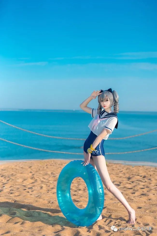 布洛尼娅 夏日泳装cos