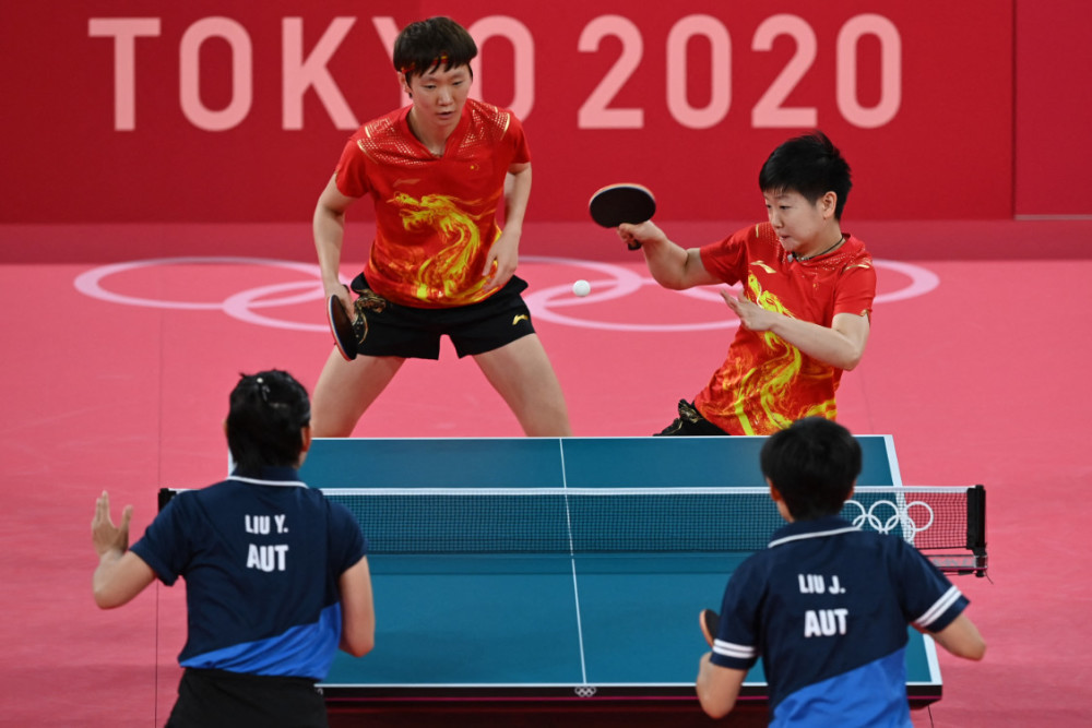 北京时间8月1日,东京奥运会乒乓球团体比赛在东京体育馆开战.