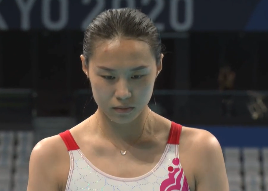 第23金!跳水女子单人3米跳板施廷懋轻松摘金,中国队包揽冠亚军