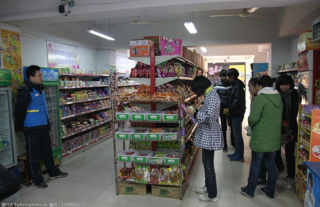 教育部发布新规,学校超市乱象即将整治,有人欢喜有人愁_腾讯新闻