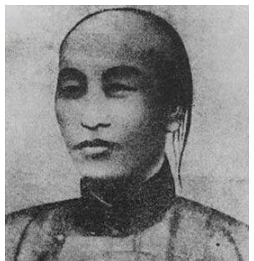 戊戌六君子就义时用钝刀砍了30多刀才死百姓这分明是在锯头
