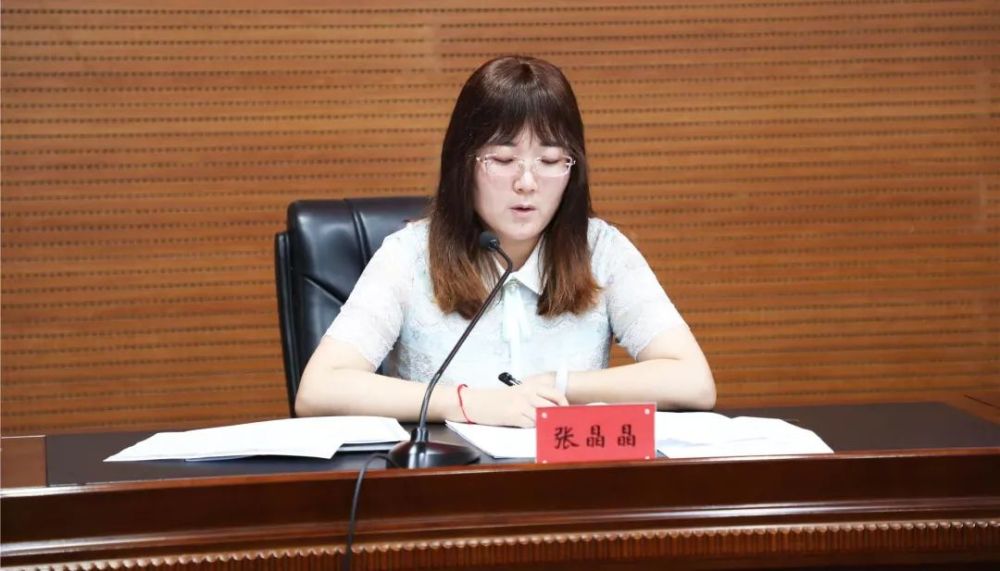 张晶晶强调,在下一步疫苗接种任务和疫情防控工作中