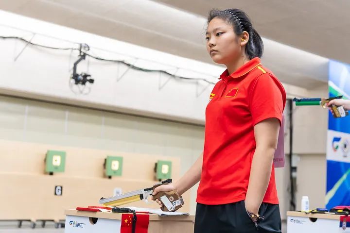 专属奉贤人民!来自奥运冠军的独家问候_腾讯新闻