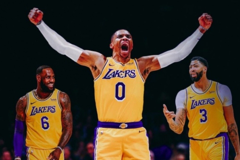 nba NBA大结局？三巨头后，多位悍将表态欲联手詹眉！超级战舰合体？