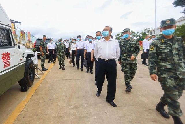 武警云南保山支队领导图片