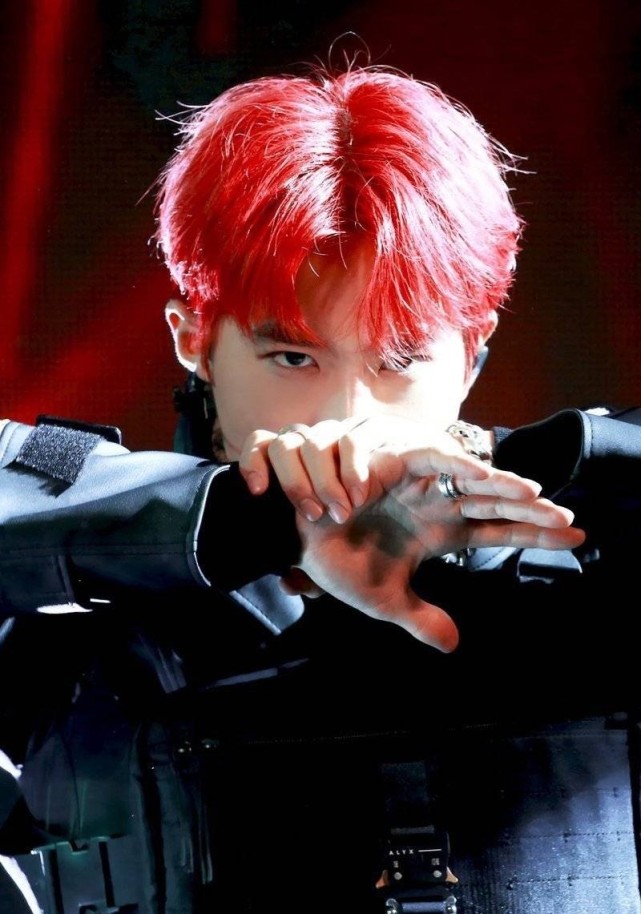 红发惊艳的爱豆分享