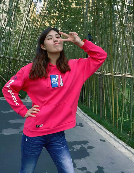 从软萌小妹到双金冠军 张雨霏成了国民新偶像 代言国货太有排面 体育新闻 兆亿资讯网