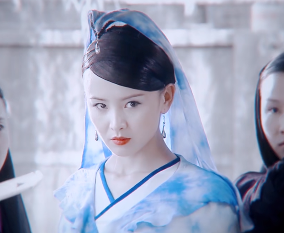 以及"小姨妈"邓家佳饰演的长孙红,都是个性鲜明的女配.