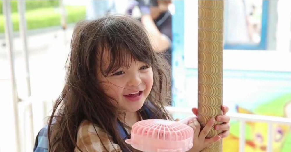 中国人生出混血女儿,父亲6次亲子鉴定,丈母娘忍不住说出实话