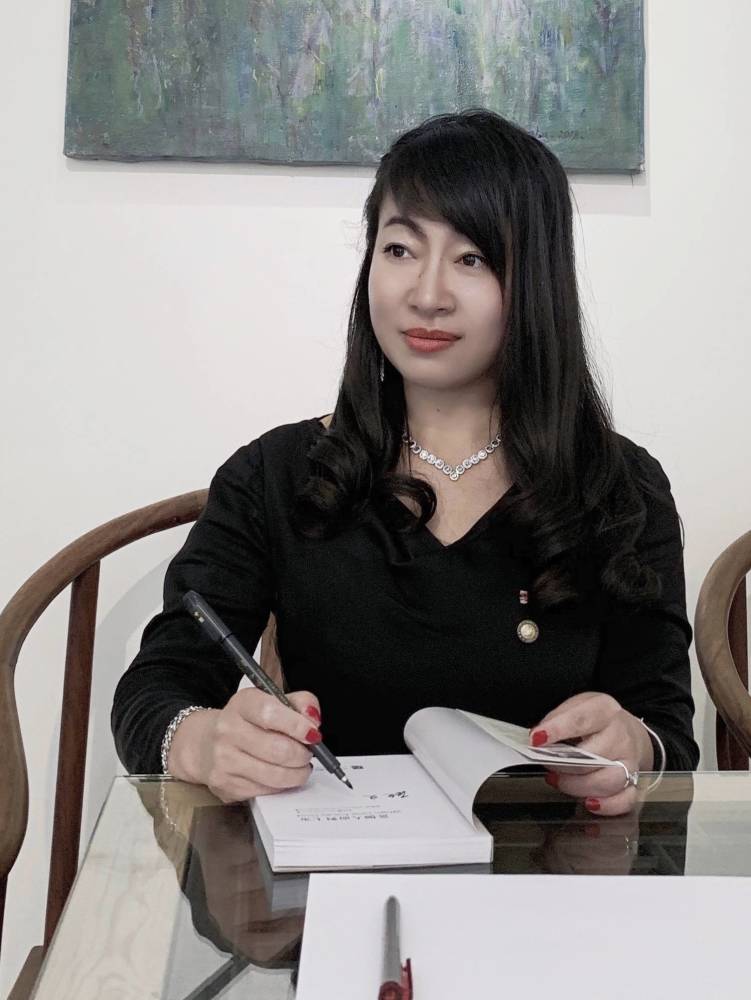 2021年旅法华人艺术家朱林静作品欣赏 经济热点 晶创资讯网
