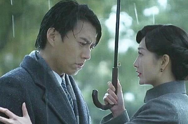 重温《伪装者》才懂:明楼开枪打死汪曼春的那一刻,他后悔了!