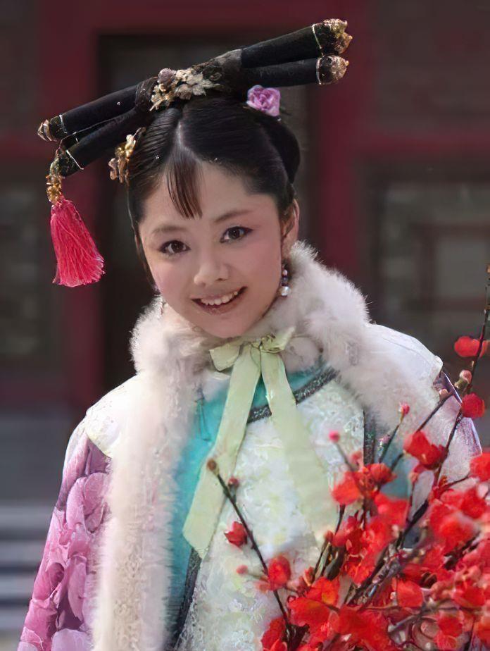 甄嬛传:淳儿为啥抱着红梅闯进碎玉轩?安陵容唱完采莲,甄嬛才明白