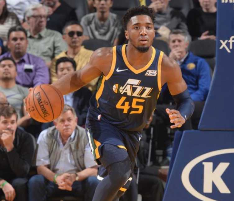 康利降薪留守爵士,伪强队变化不大,下赛季冲冠无望