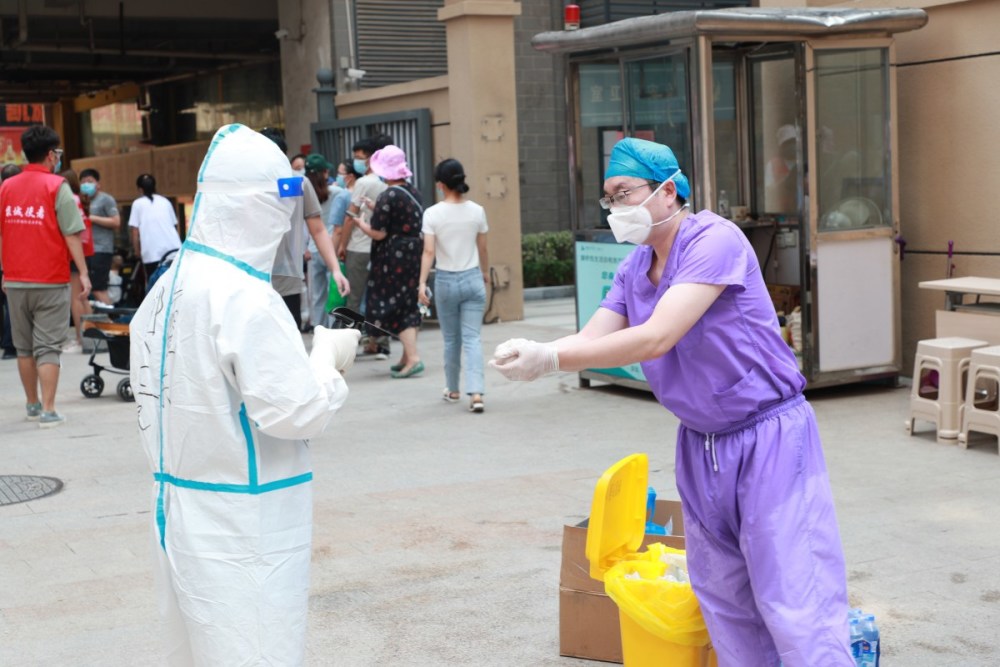 郑州全员检测为何要十人一组？专家释疑：提高检测效率