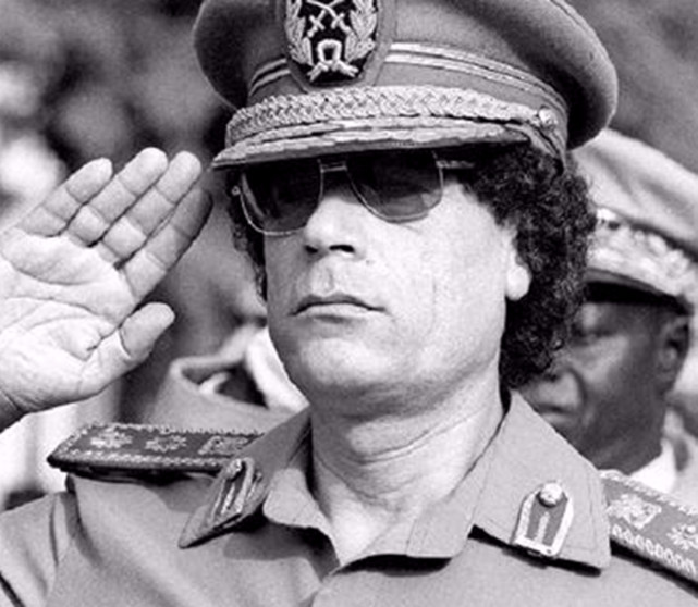 卡扎菲访华图片