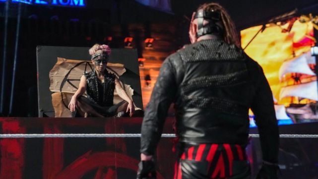 成也邪神，败也邪神！怀亚特离开WWE背后，到底是被迫还是自愿？