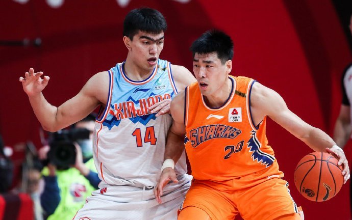 cba 正式离队！CBA名将离开上海男篮，李春江不让球队成养老院