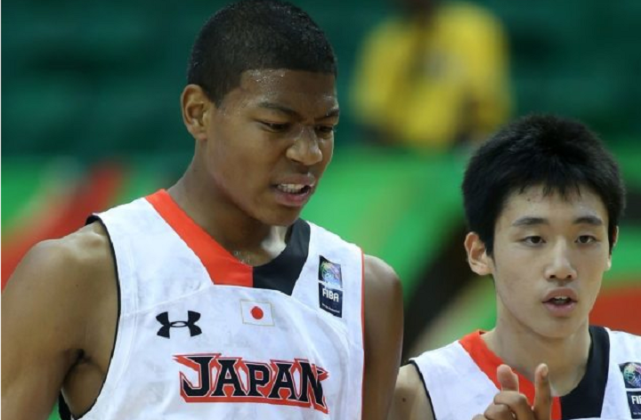 浅谈分析回顾!亚洲篮球未来领军人,八村塁的成长之路!