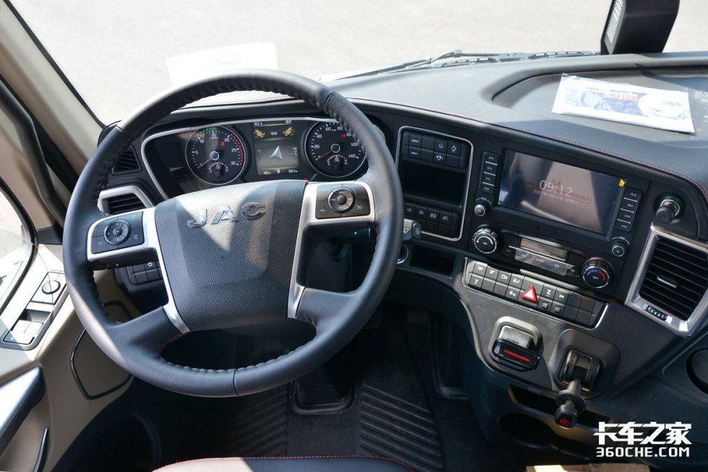 490马力配amt带空气悬挂江淮跨越k7这配置卖45万值吗