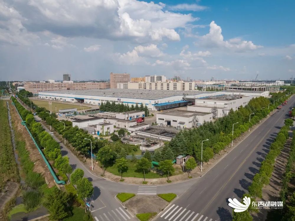 是全区首家取得该认证的企业获评国家级绿色工厂达能湖北工厂位于走马