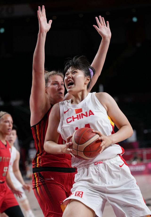 东京奥运会篮球女子小组赛中国胜比利时