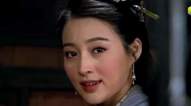 武大郎扮演者宋文华媳妇一出场台下一片掌声