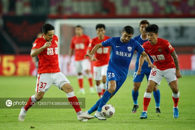 战报丨一锋鹏飞相互助攻 沧州雄狮三球负于广州队