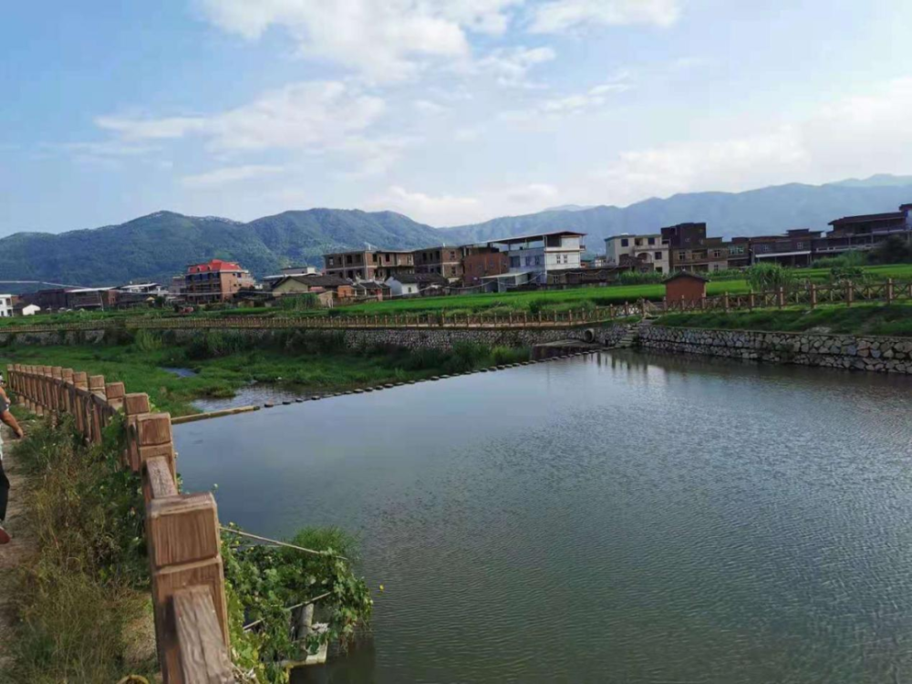 诗溪凤坡段整治后实景值得一提的是,南安市诗溪诗山镇河道治理工程被