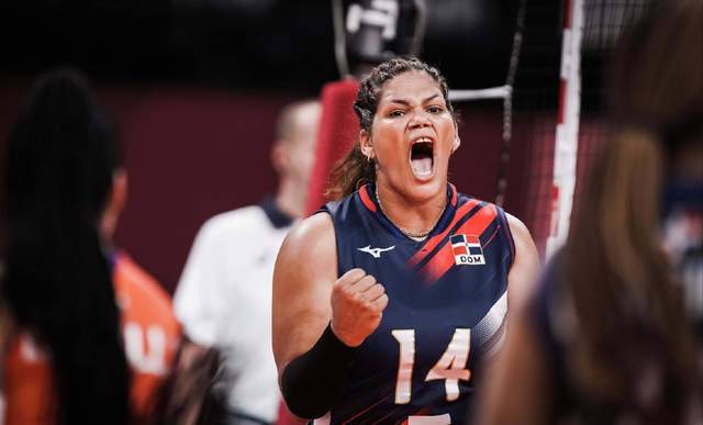 多米尼加3-1日本赶上末班车,里维拉带伤打比赛