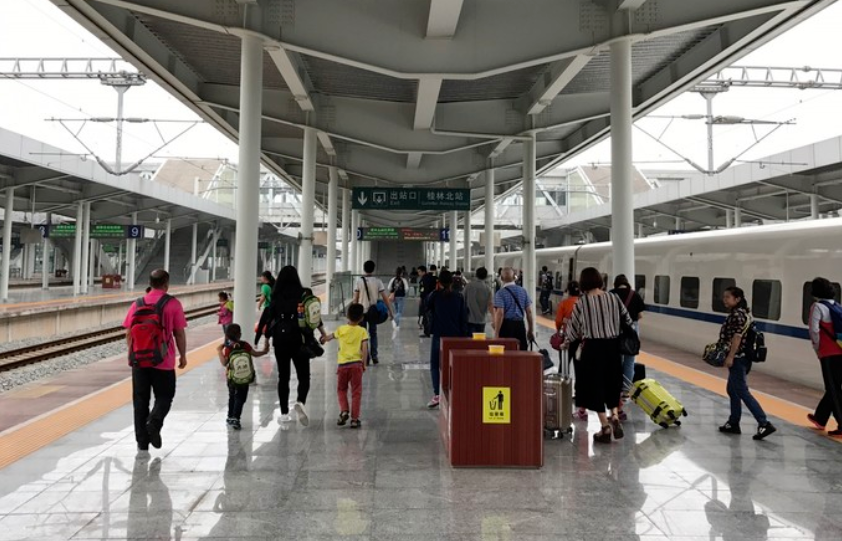 桂林北站内部图片