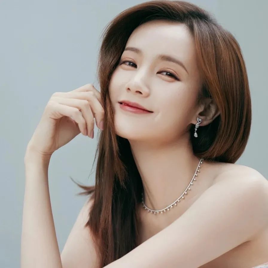 明星头像李一桐头像美美哒