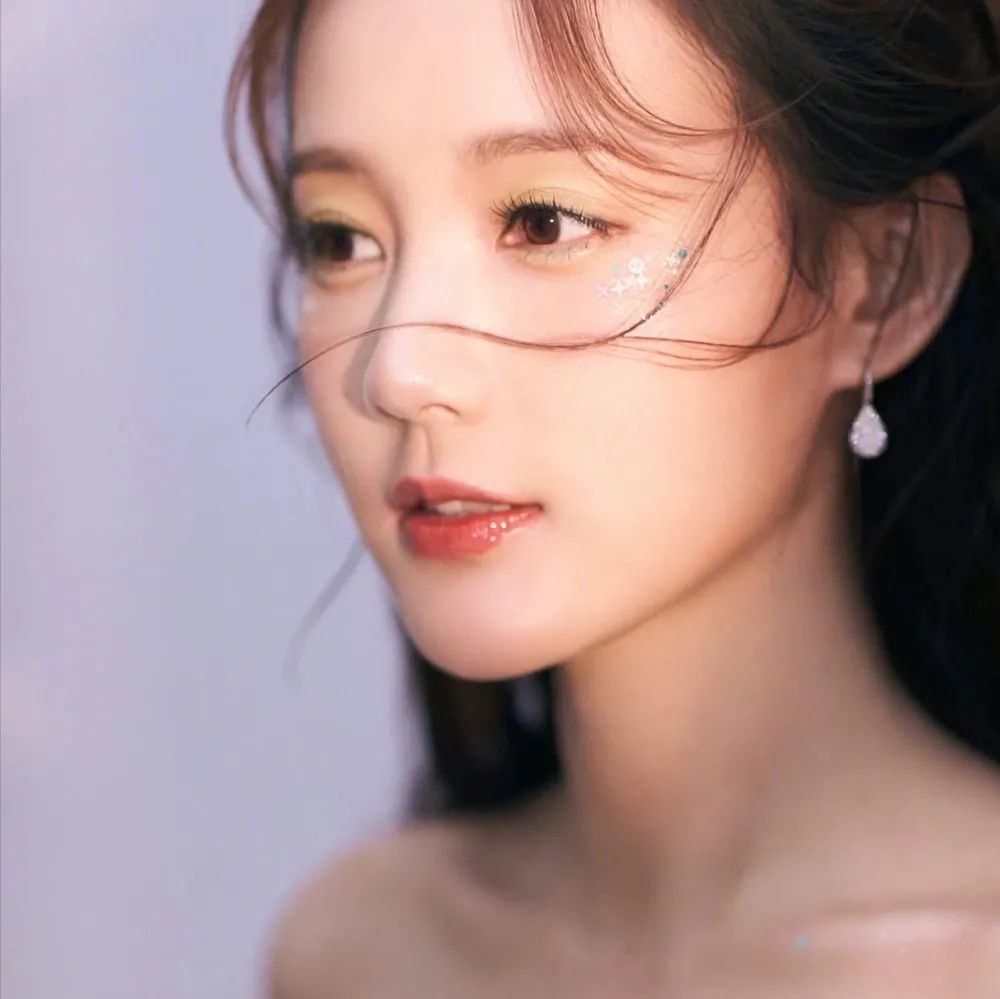 明星头像李一桐头像美美哒