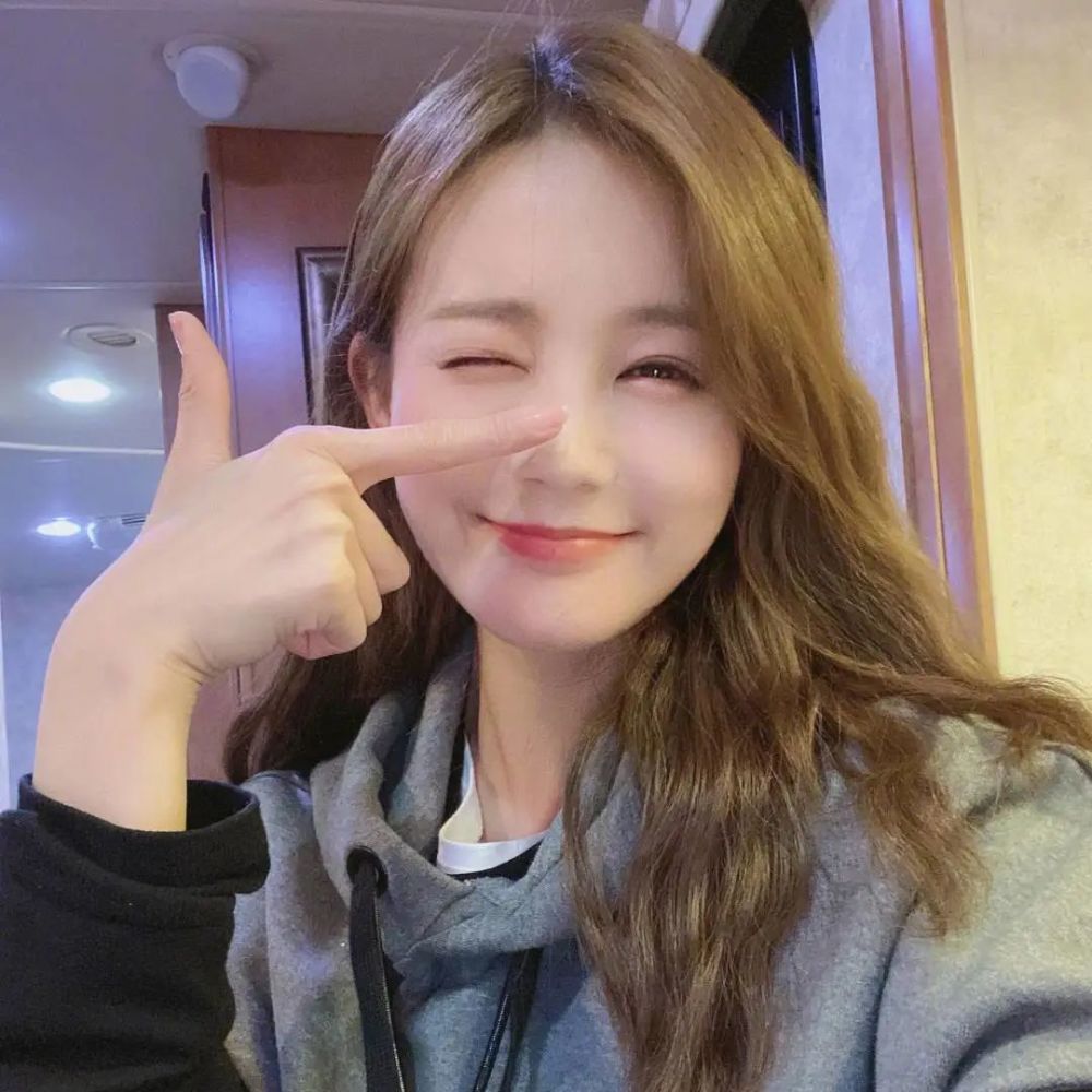 明星头像李一桐头像美美哒