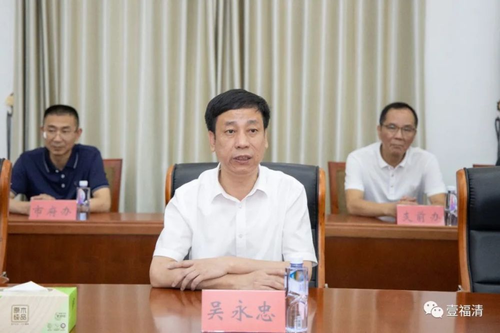 共叙鱼水情吴永忠走访慰问驻融部队