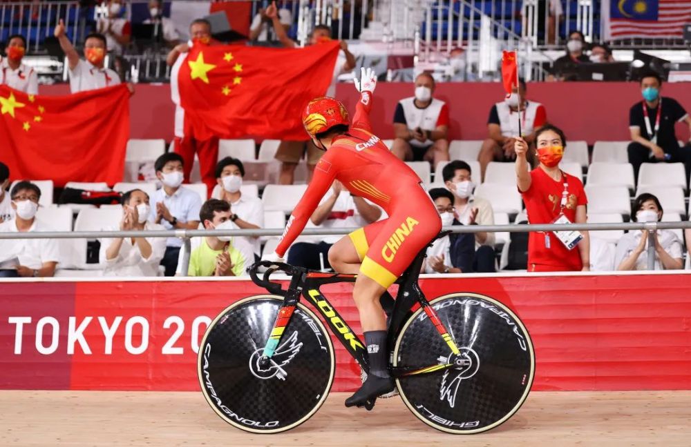 钟天使 鲍珊菊奥运场地车女子团体竞速赛中国队卫冕金牌 全网搜