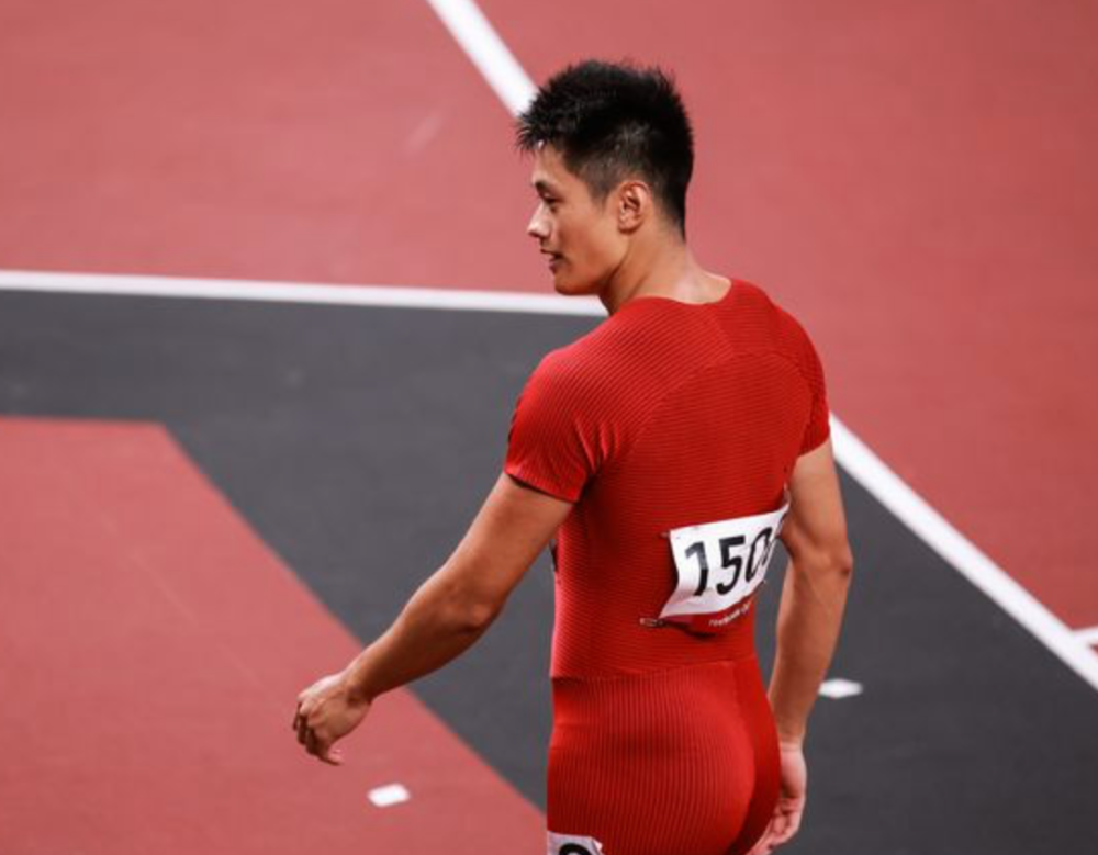 谢震业预赛有多强20秒34创历史冲进半决赛他对身体状况满意