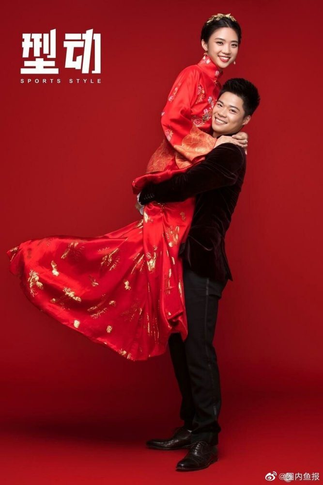苏炳添跟他夫人从校服到婚纱,太甜了!