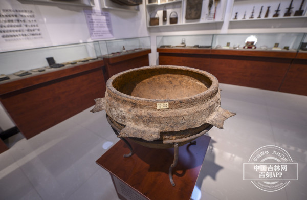 一口辽金时期的六耳锅就是这里的镇馆之宝,别看它锈迹斑斑,这是经过