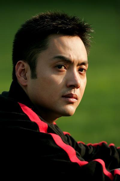 萧剑为了香妃至今未娶搞错了吧他早就结婚生子了