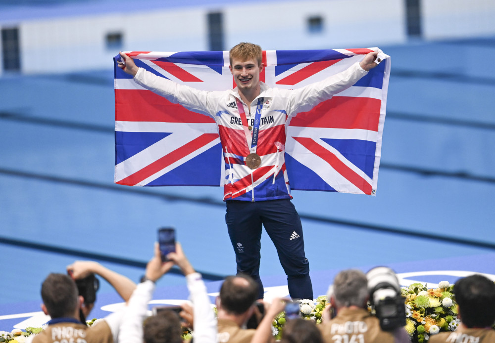 东京奥运会跳水男子三米板决赛赛况