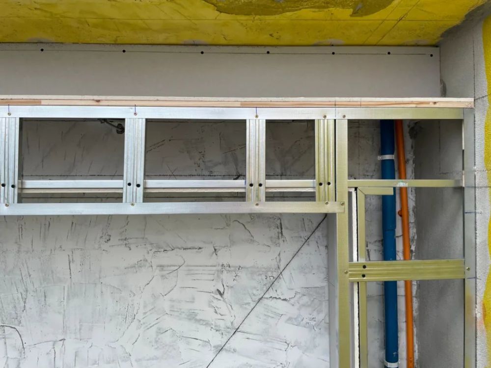 首先王站长就木工制作工艺,吊顶施工工艺进行了介绍.