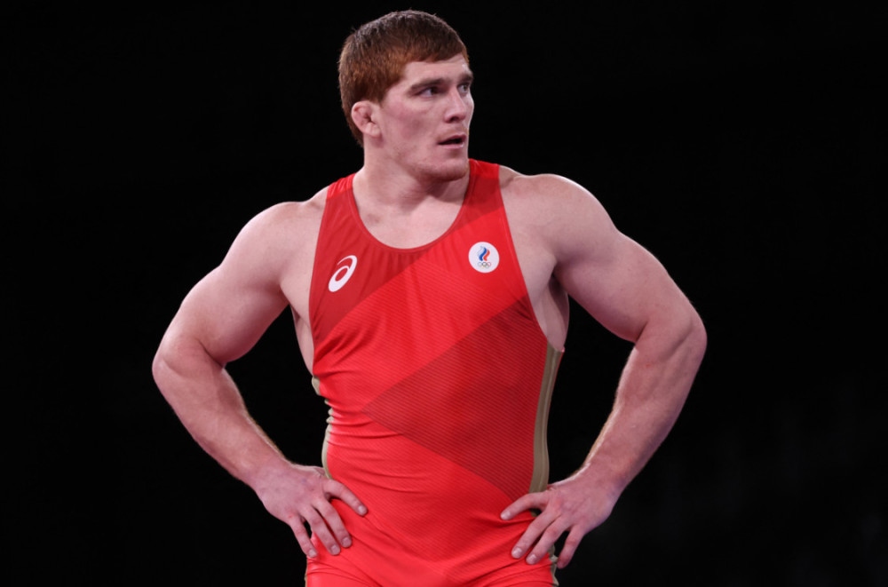 奥运金牌摔跤男子古典式97公斤级俄罗斯奥委会选手艾弗洛耶夫夺金