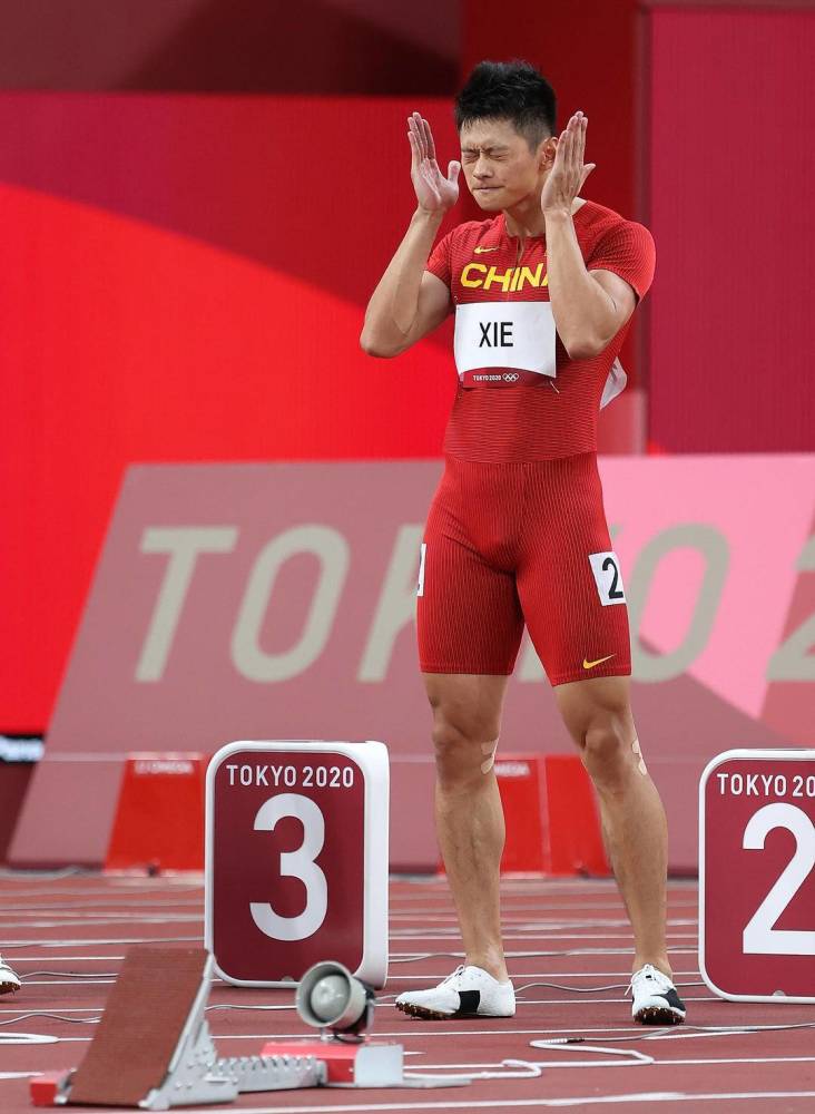 谢震业无缘男子200米决赛 4×100米力争奖牌_腾讯新闻