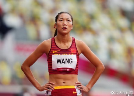 王春雨获女子800米获第五