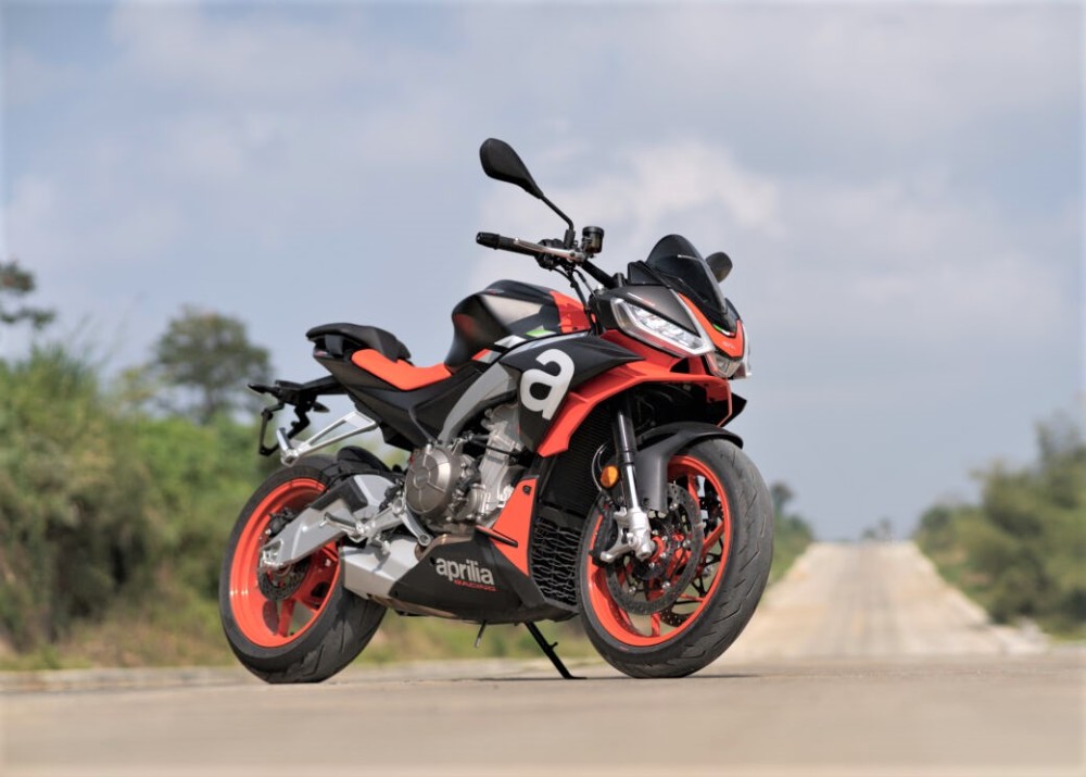 阿普利亚rs660/tuono660正式上市 售价11.88万起_腾讯新闻